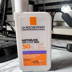 La Roche-Posay Anthelios UVmune 400 SPF50+ 50ml  - Testa 2 ggr, mycket kvar .