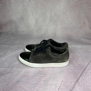 Lanvin skor - Mycket fint skick | Size 43| fraktar spårbart inom 24 timmar | för att köpa klicka ”köp nu” | vid frågor eller funderingar skriv en meddelande |