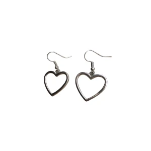 Örhängen/earrings, hjärtan/hearts  - Silverfärgade hjärt-örhängen 