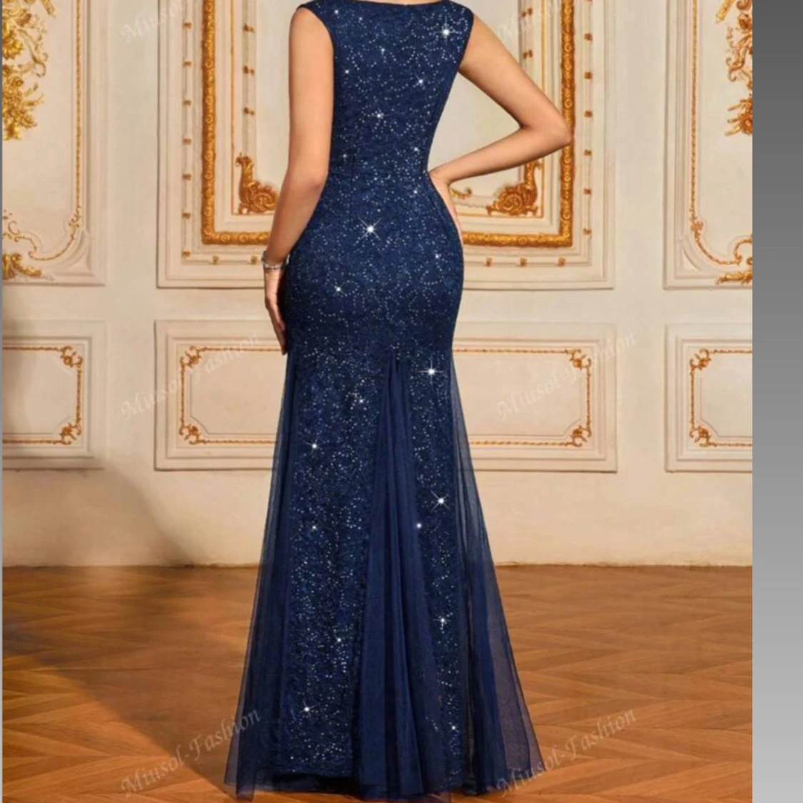 Marinblå glittrig långklänning - 1
