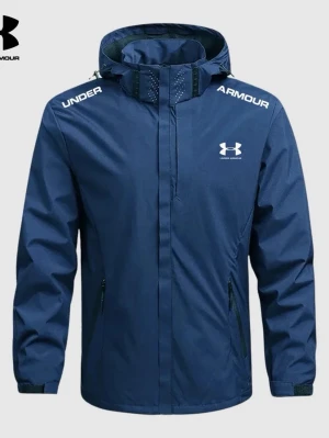 Under armour jacka - Säljer denna tvärfeta under armour jackan, endast andvänd en gång, så nyskick. Riktigt skön till vintern/vår!