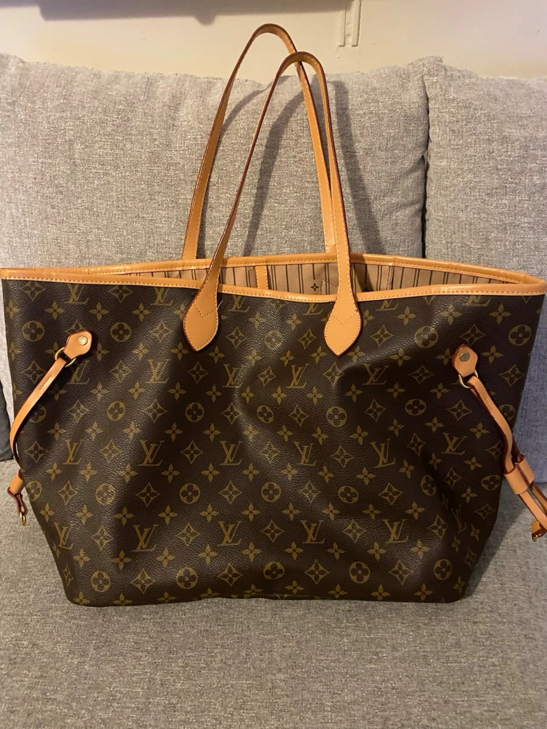 Louis Vuitton Neverfull Monogram väska