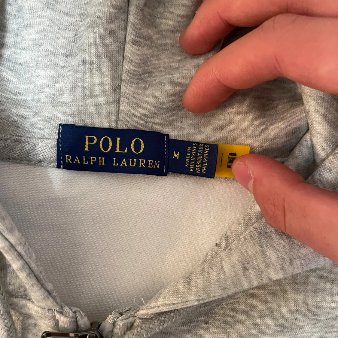 Grå hoodie från Polo Ralph Lauren - 2