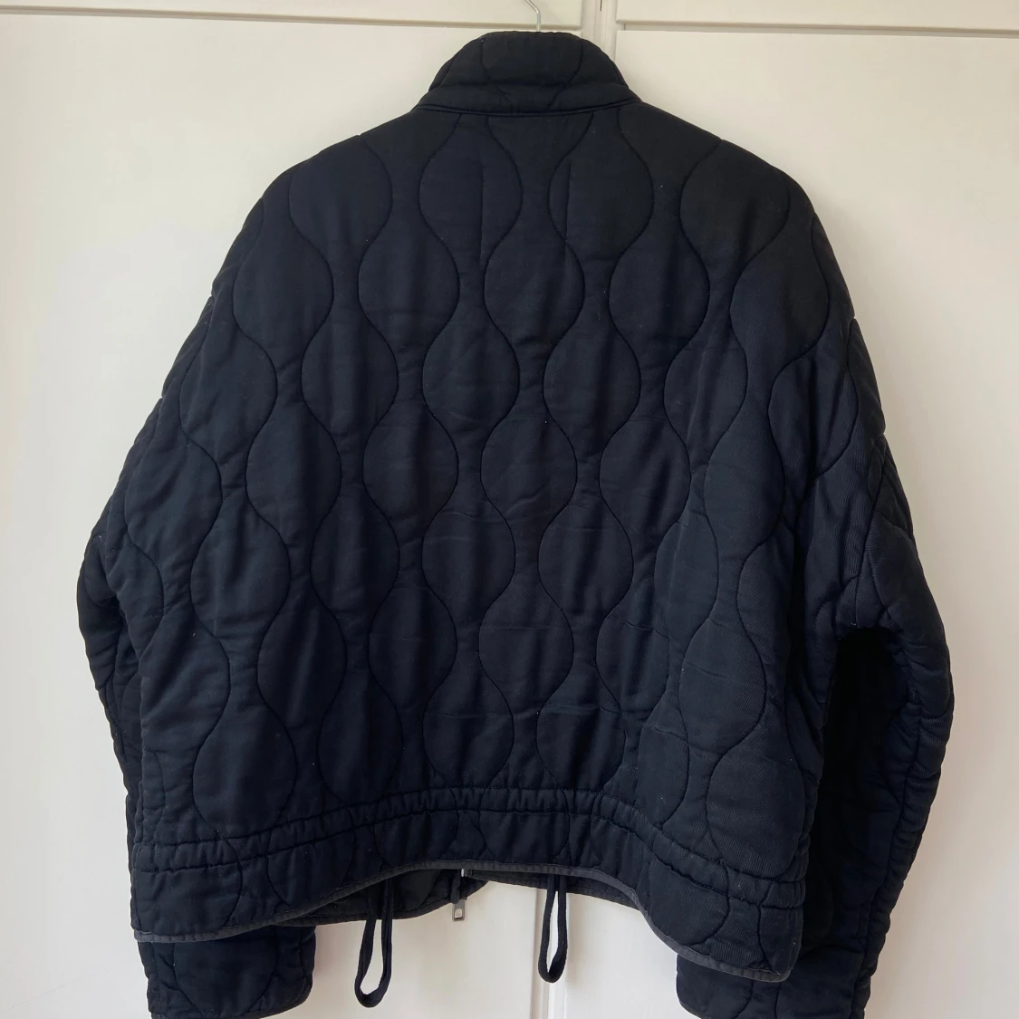 Svart quiltad jacka ZARA - 3