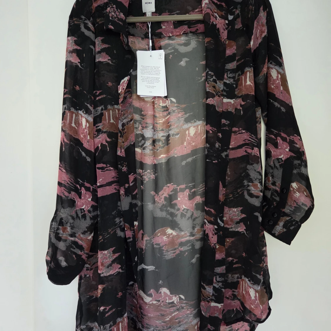 Mönstrad lång skjorta från ICHI