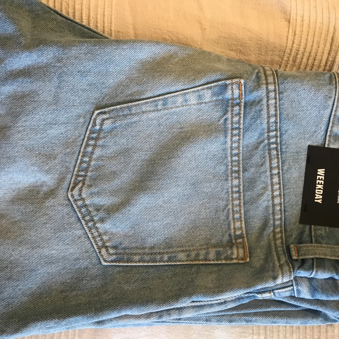 Weekday ljusblå raka jeans - 2