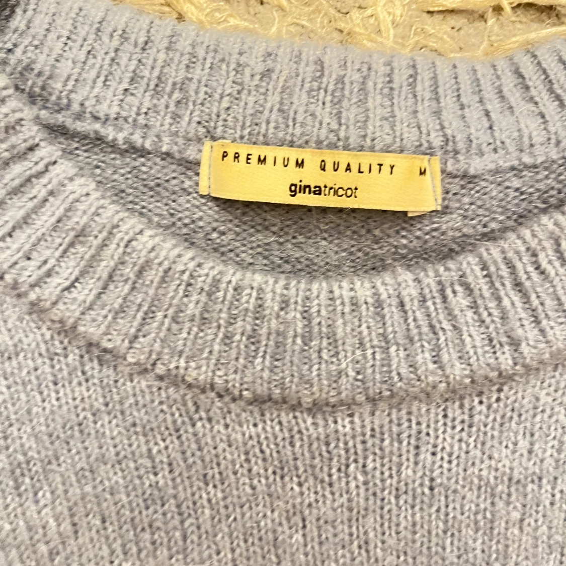 Blå stickad tröja från Gina Tricot - 1