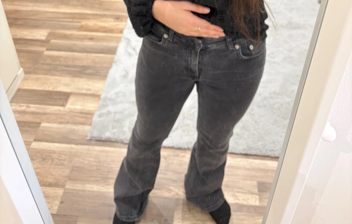 Gråa lågmidjade bootcut jeans  - 1