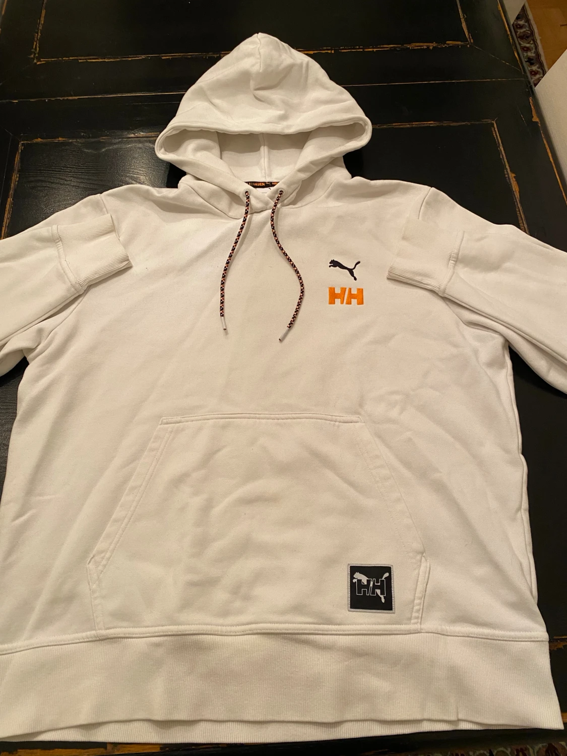 Helly Hansen puma collab hoodie vit