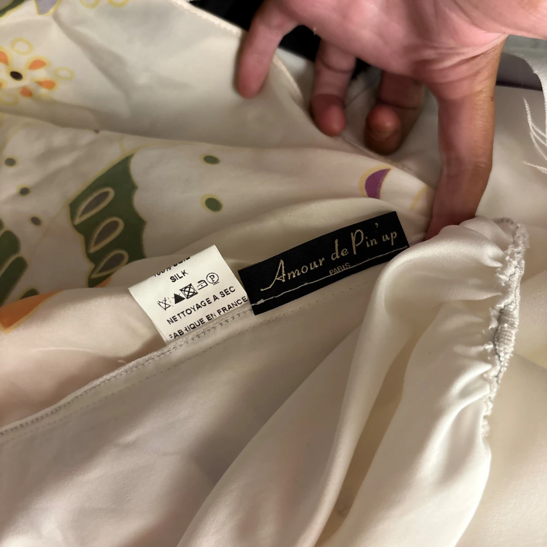 Blommig silkesklänning Amour de Pin'up - 3