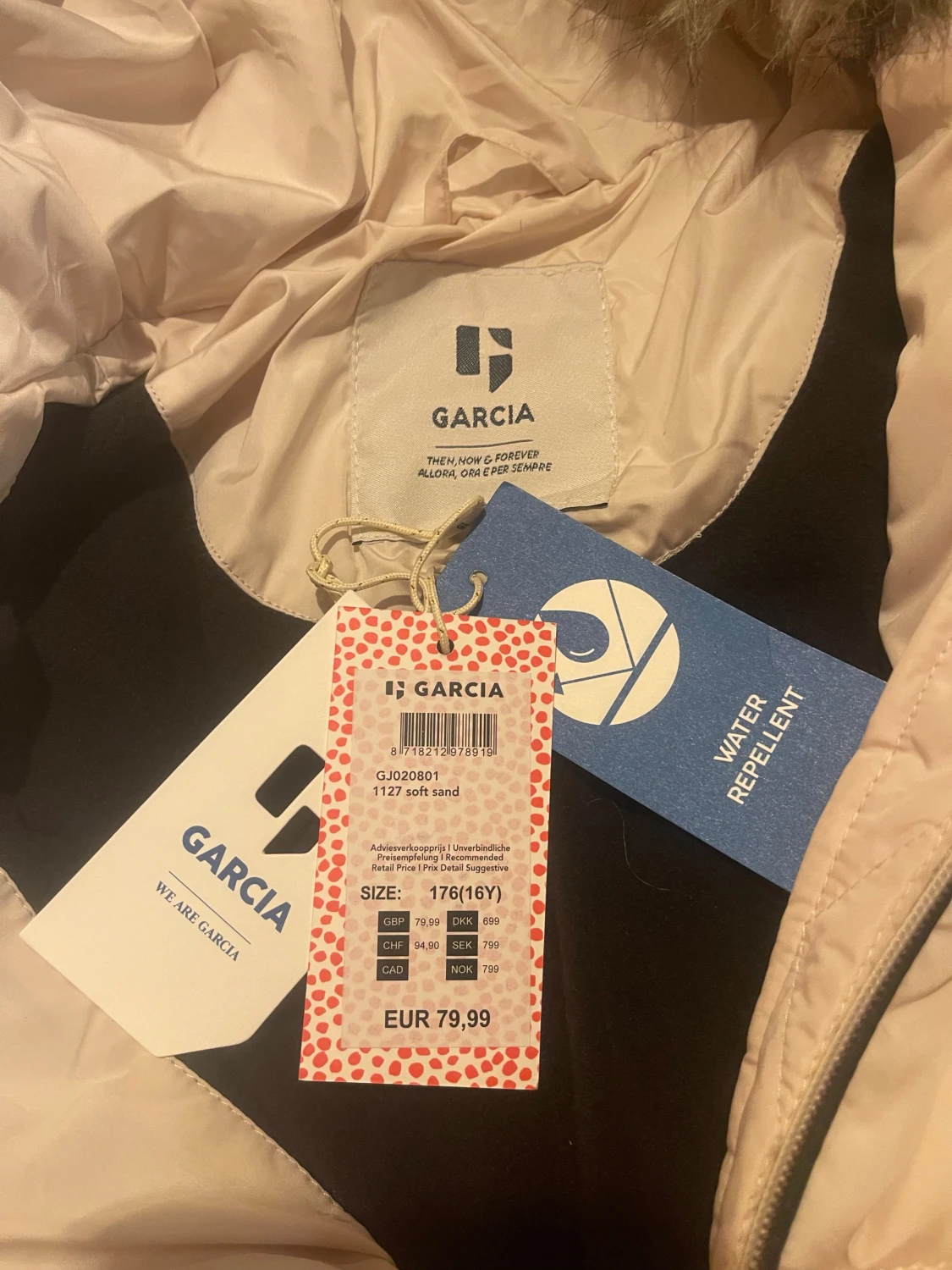 Beige vinterjacka från Garcia - 3