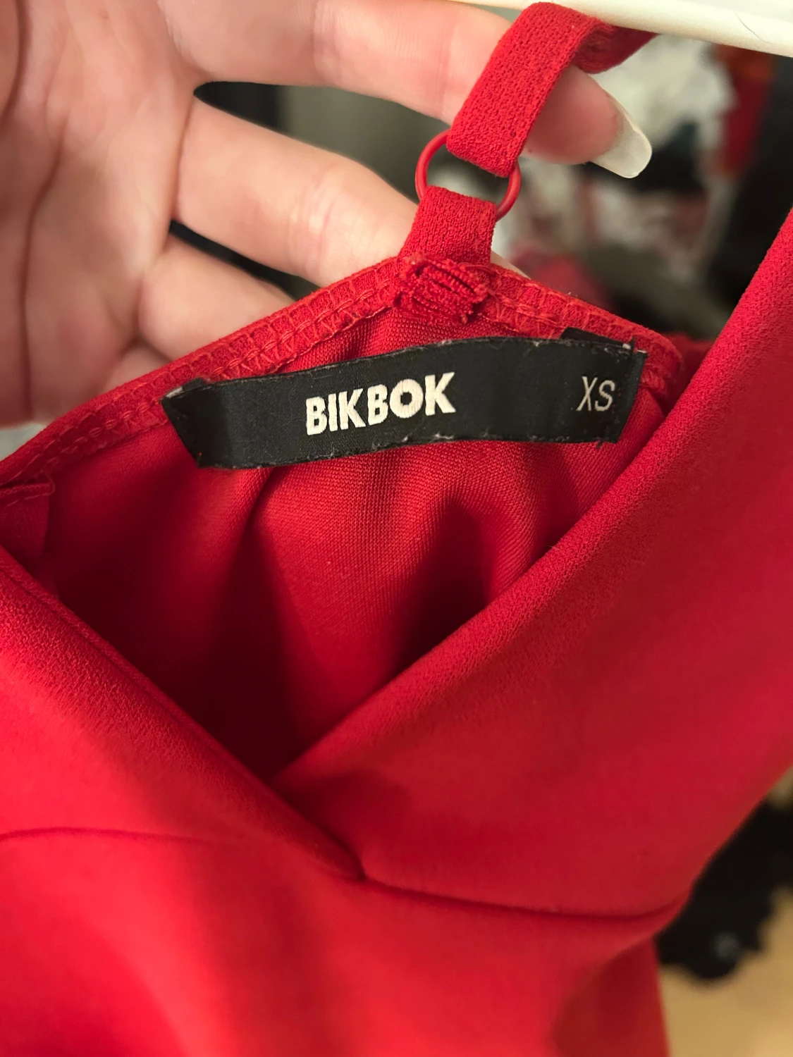 Fin röd klänning  - 2