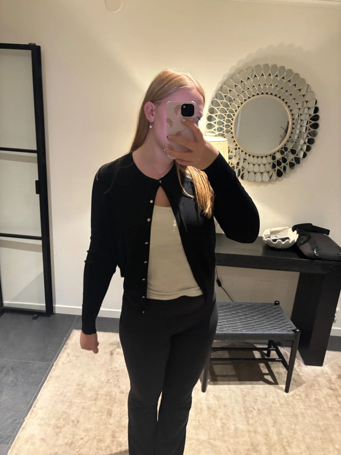 Svart kofta från Holly & White