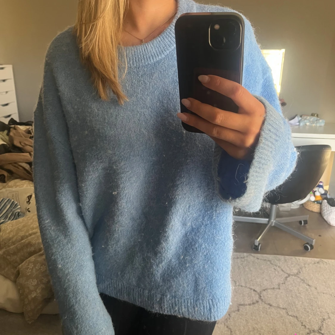 Blå stickad tröja från Gina Tricot - 1