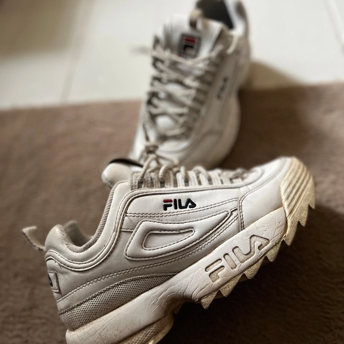 Vita chunky sneakers från FILA - 1