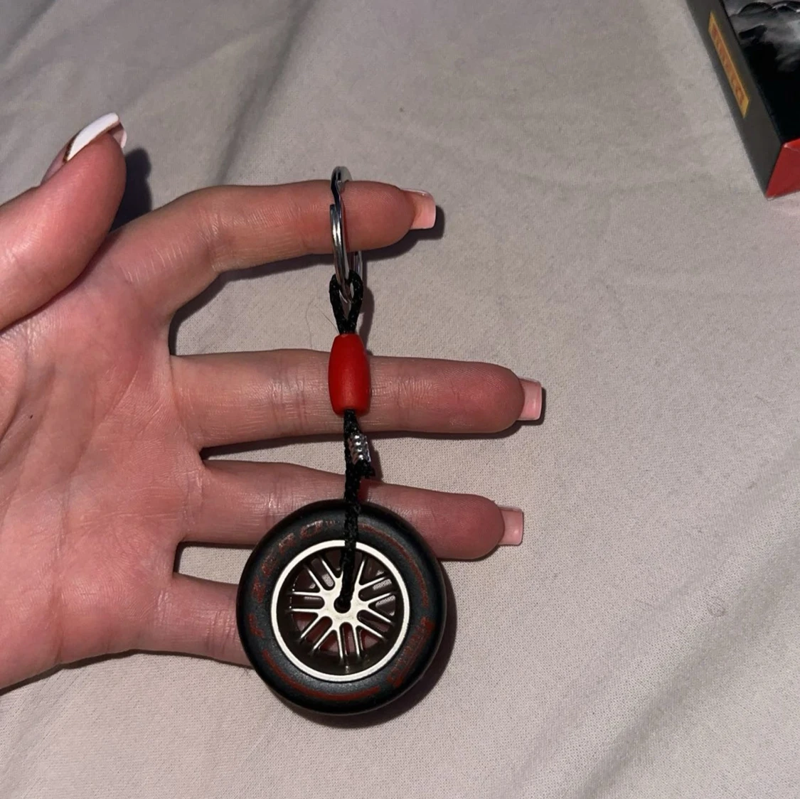 Pirelli P Zero F1 Tire Nyckelring - 4