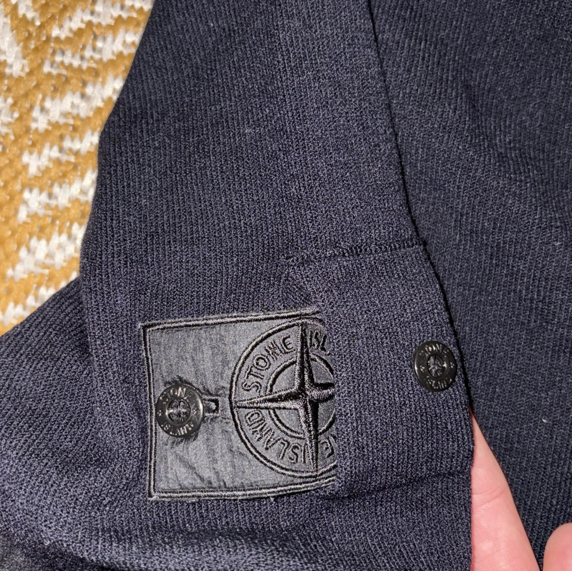 Svart/marinblå kofta från Stone Island (Shadow project)  - 2