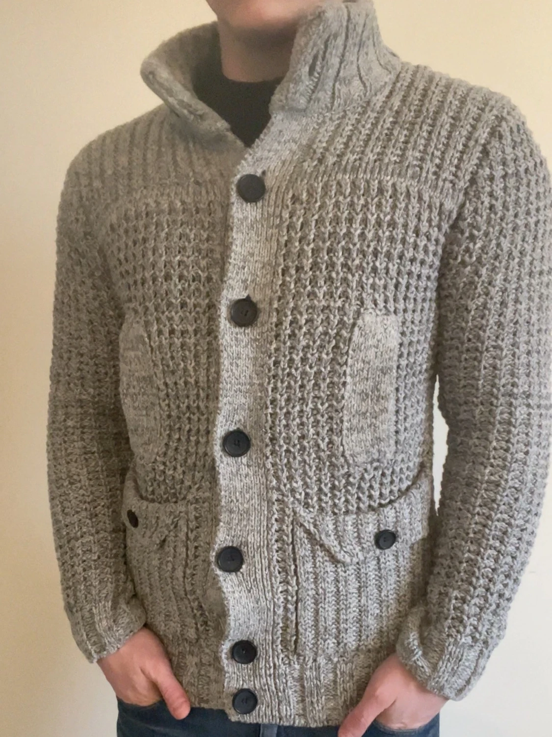 Grå stickad cardigan - 3