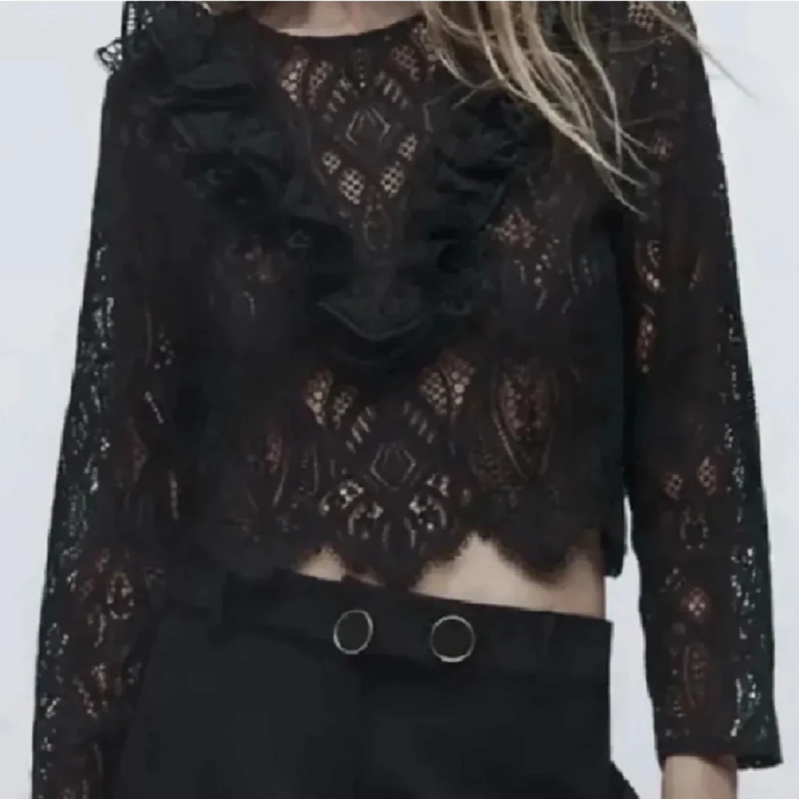 Svart spetsblus från Zara