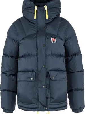 Fjällräven jacka  - Säljer min fjällräven jacka som är i utmärkt skick. Modellen är den populära Women’s Expedition Down Lite jacket Navy. Köptes på outnorth för 7500kr och säljes för 6000! Lappar mm är sparat o följer med! 
