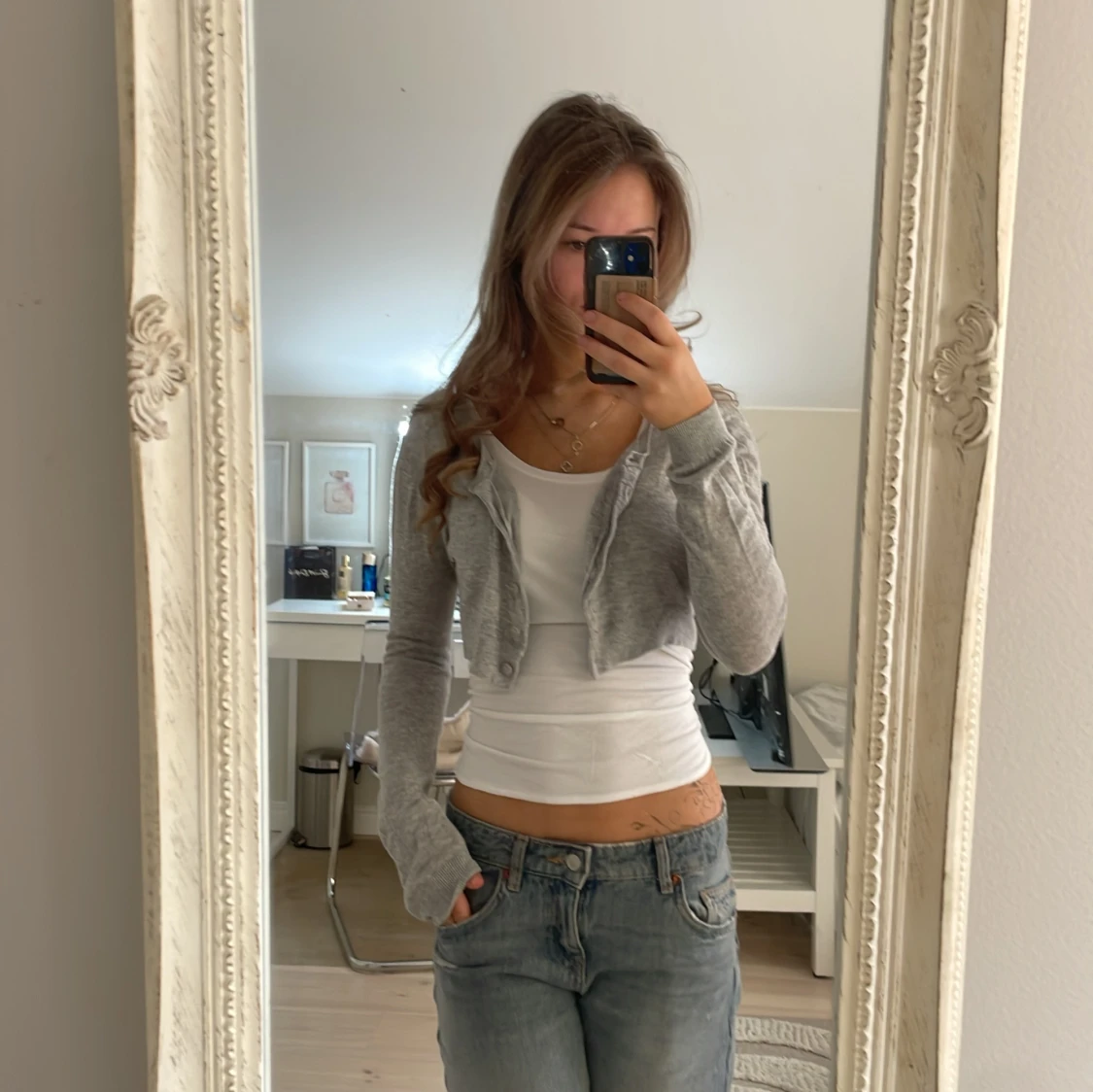 Grå croppad kofta med knappar - 2