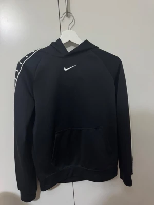 Nike hoodie - Xs, Nike hoodie