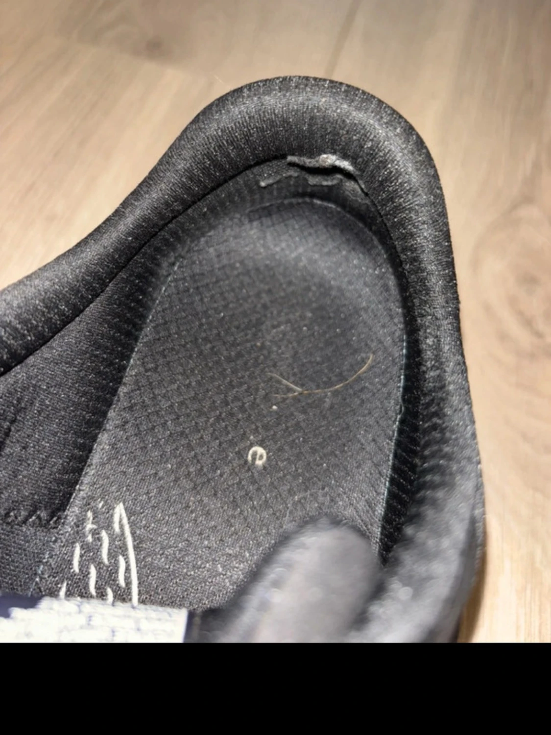 Svarta Skechers sneakers strl 39 - 4