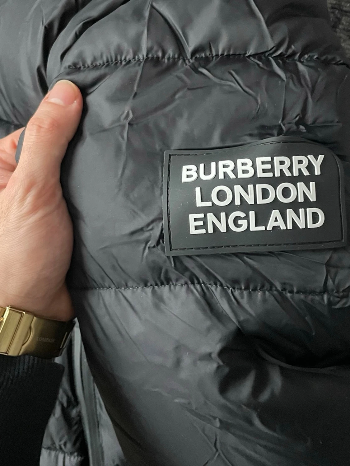 Svart pufferjacka från Burberry - 2