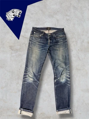A.P.C SELVAGE JEANS  - Otroligt feta Selvage fårn A.P.C | Skick: 8.5/10 | Strl: 30 | Hör av dig vid intresse eller om du undrar någonting! 