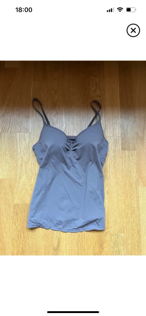 Jolinesse topp - Topp