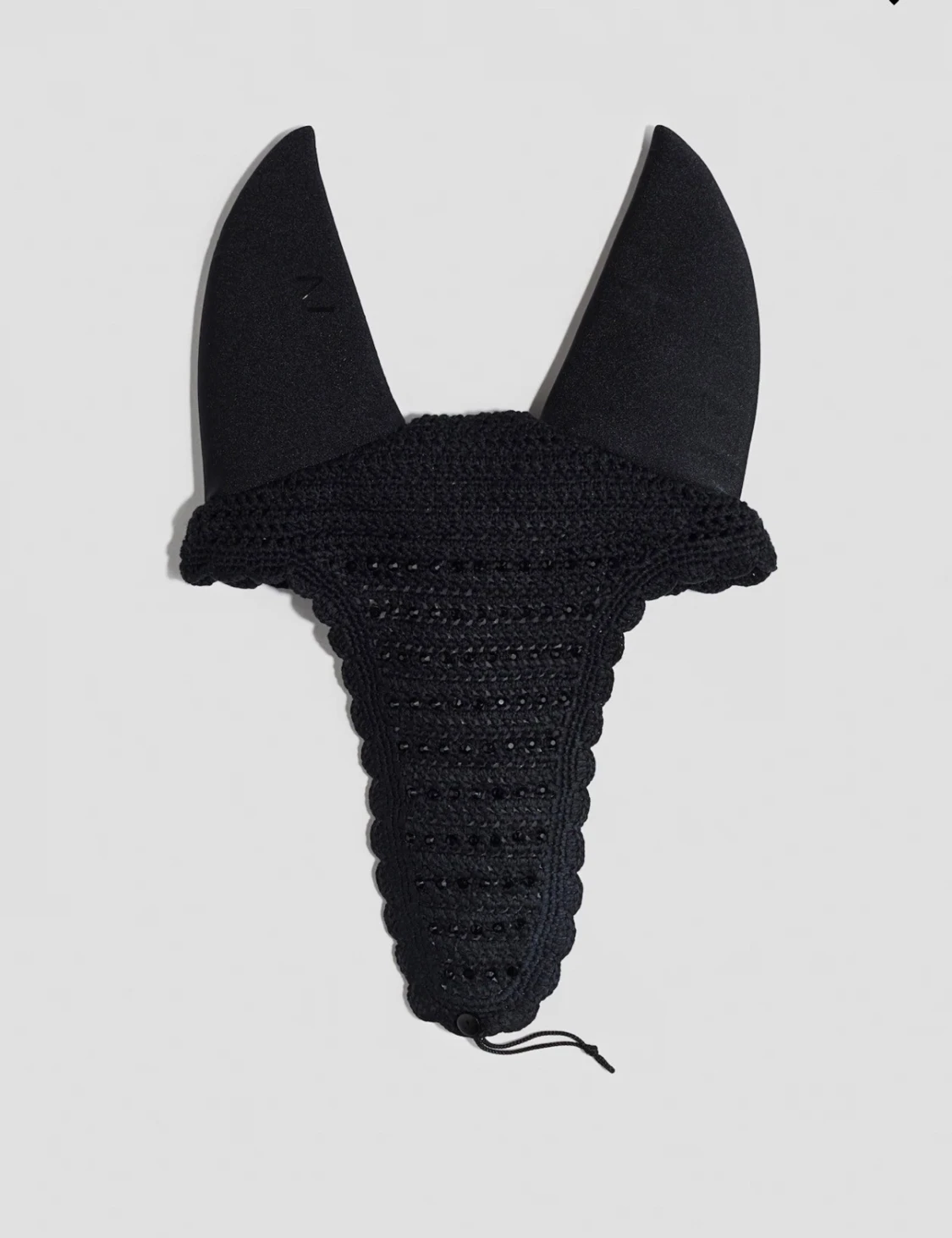 Svart vadderad långhuva med glitter stenar