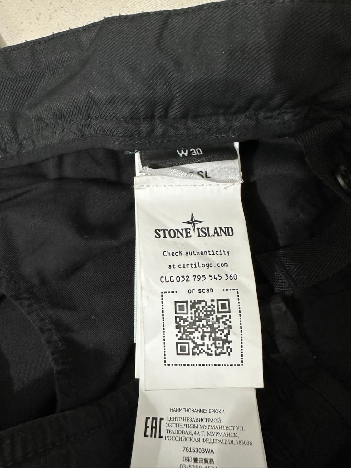 Svarta cargopants från Stone Island - 2