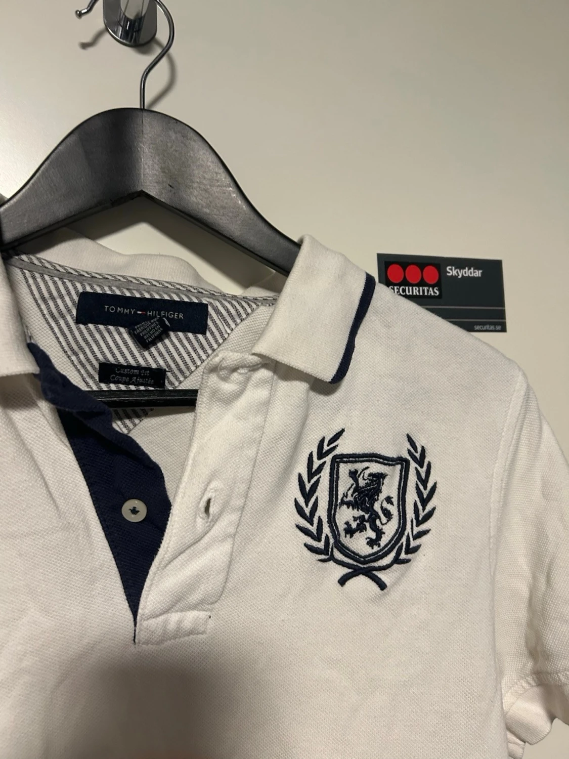 Vit piké från Tommy Hilfiger - 3