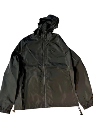 Valentino Jacka - Ny. Känns mer som storlek M