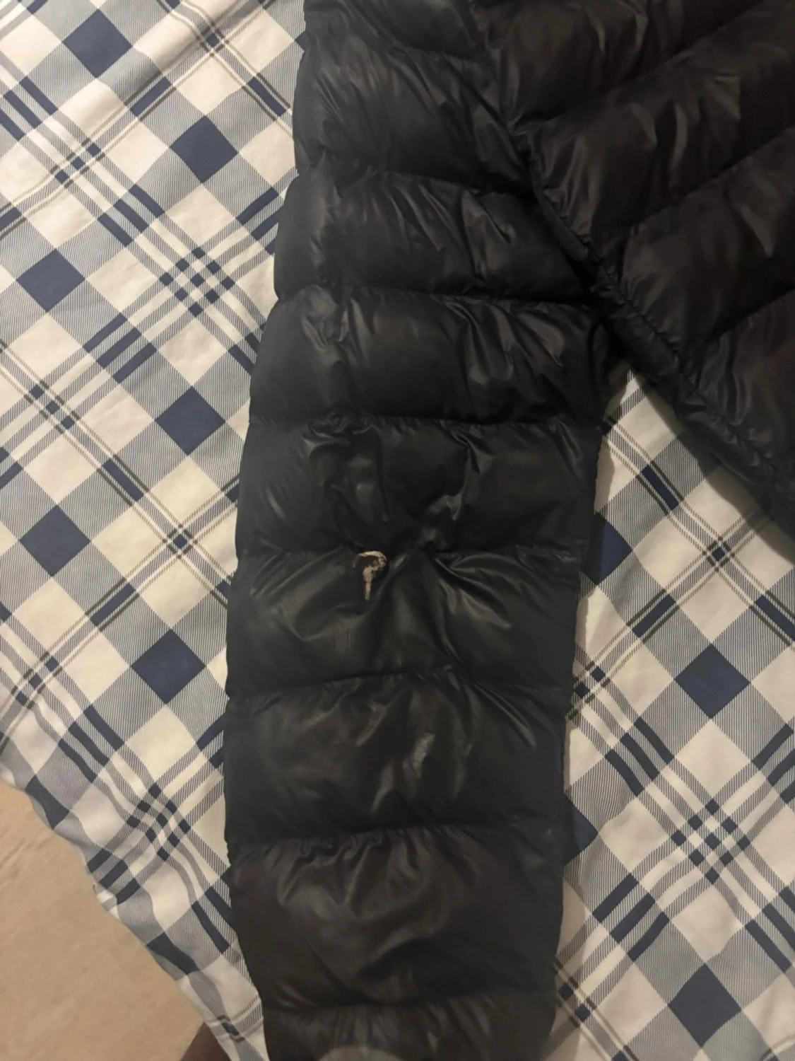 Svart dunjacka Peak Performance - 3