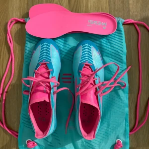 Adidas F50 elite Messi fotbollsskor FG - Used once, almost new condition.    Size 40 2/3.           