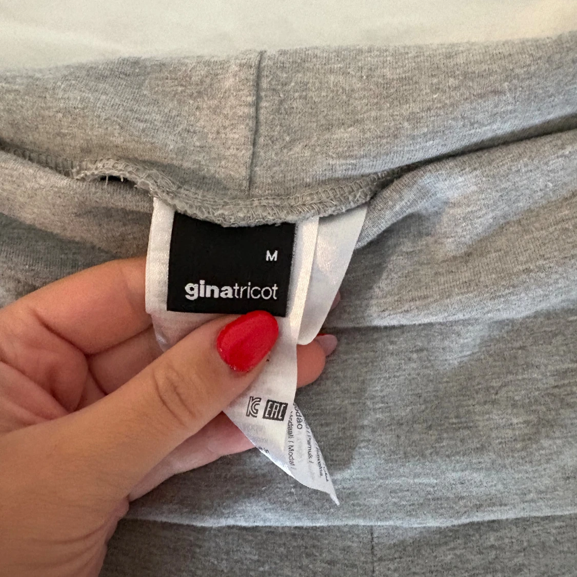 Utsvängda yogabyxor  - 1