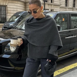 mörkgrå jacka - använd en gång, inga defekter 💕 storlek L-XL men passar en S också