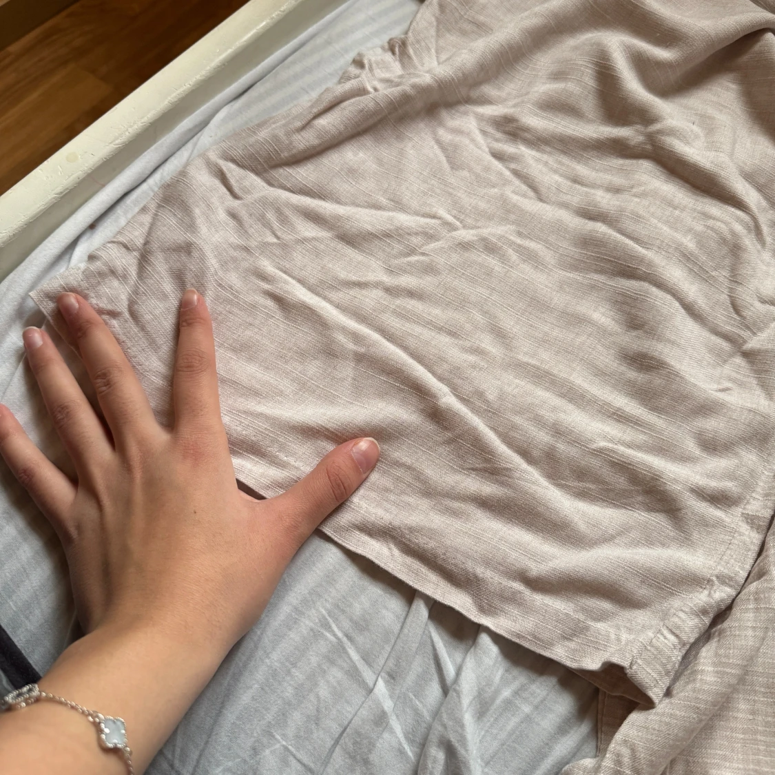 Beiga vida linnebyxor från H&M - 1