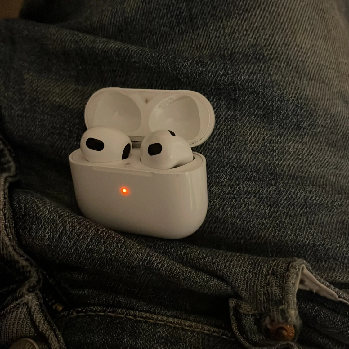 AirPods 3 - 1