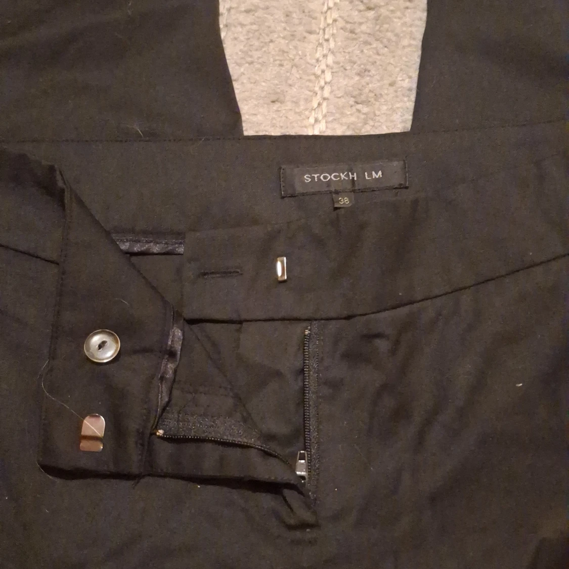 Svarta kostymbyxor från Stockh LM - 2