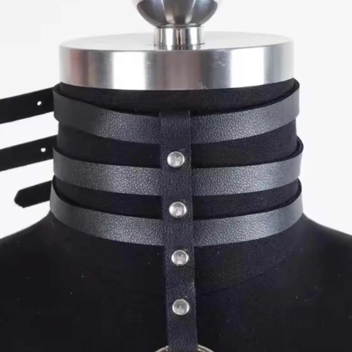  Helt ny Svart choker med ring och spännen - 2