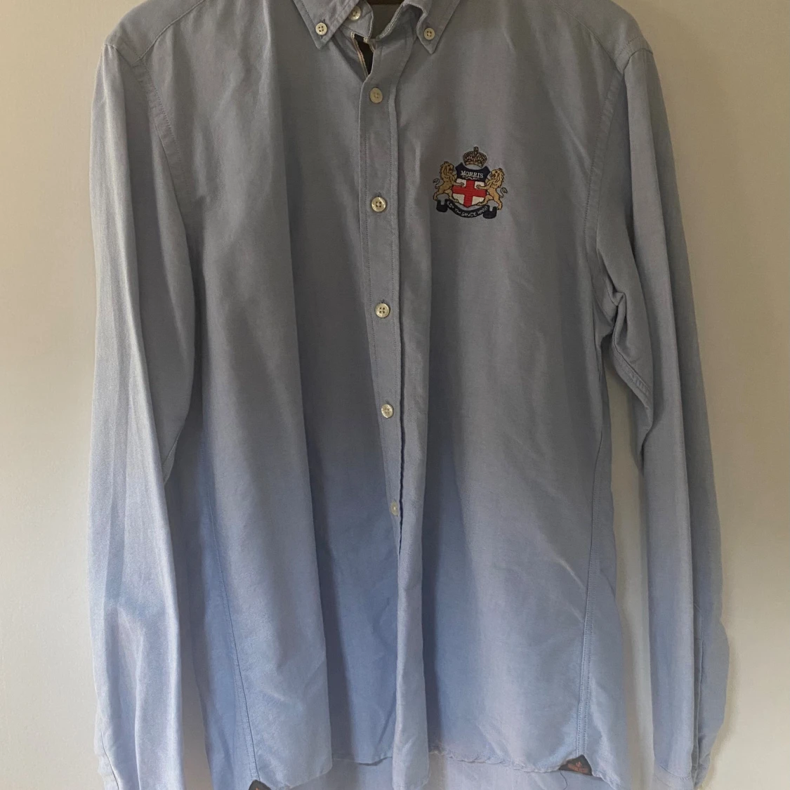 Ljusblå skjorta från Morris L