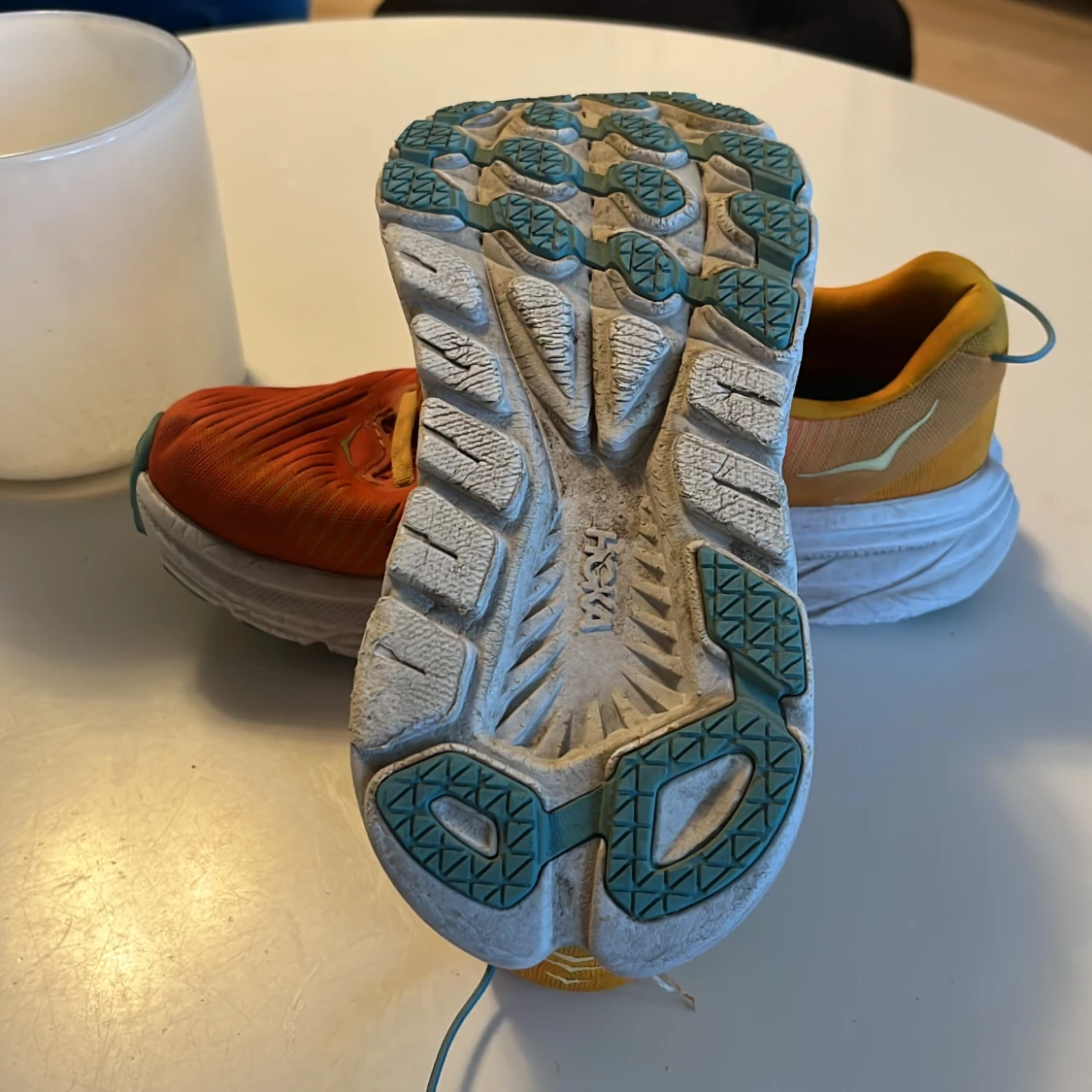 Hoka One One Rincon 3 löparskor orange - 1