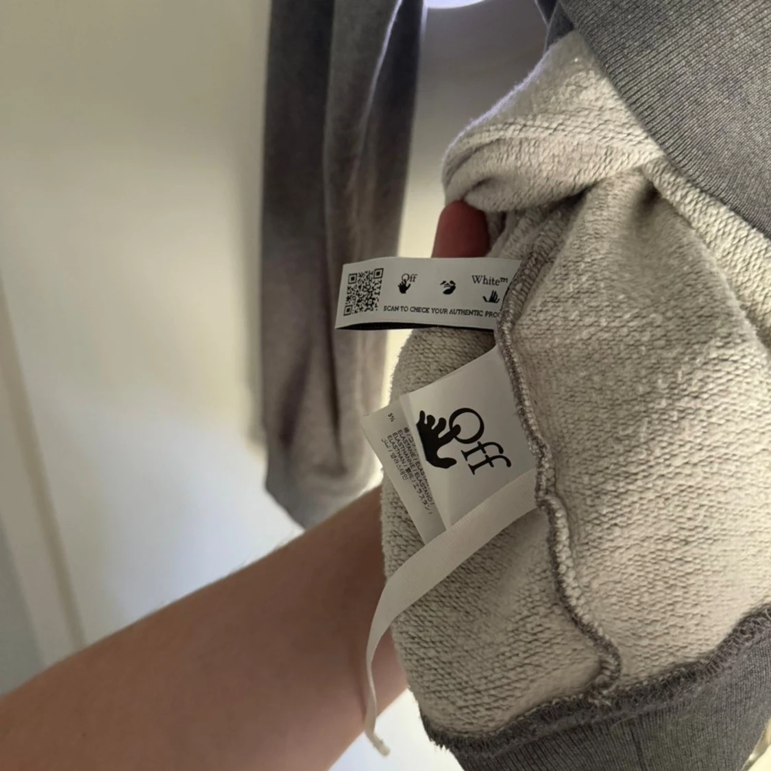 Grå Off-White hoodie  - 2