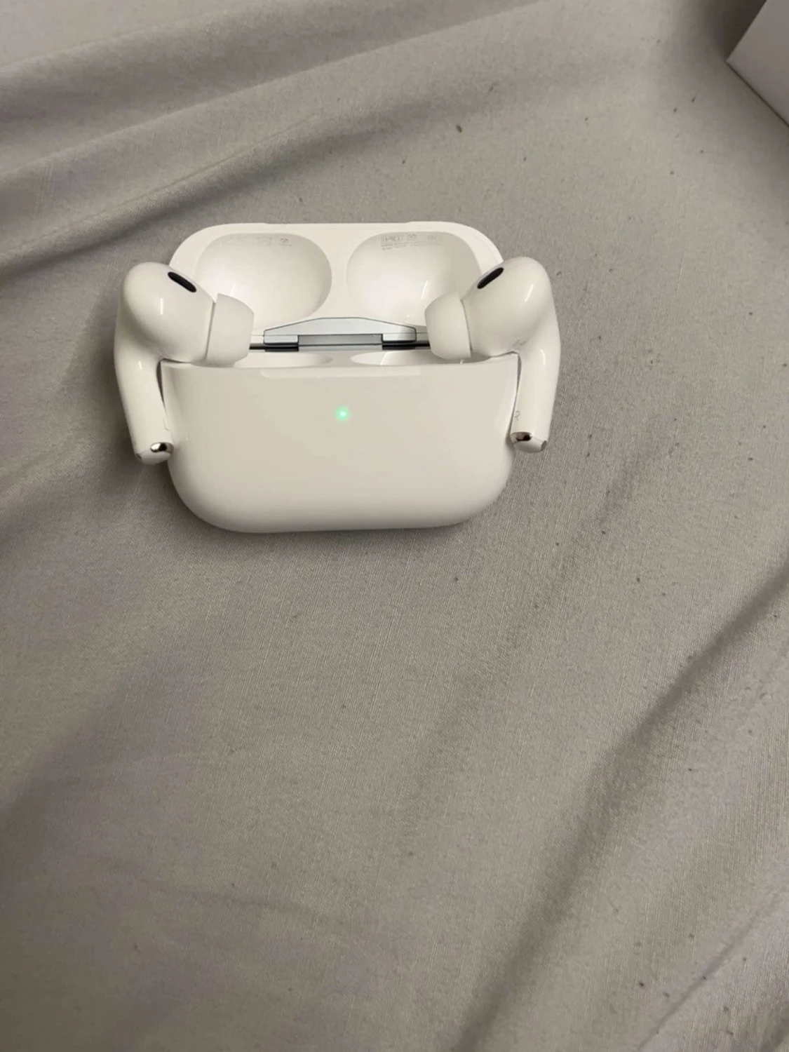 AirPods Pro - 4