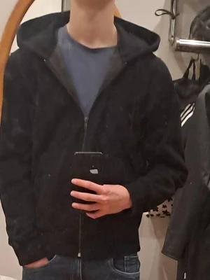 Jack & Jones hoodie med dragkedja - Svart Jack & Jones zip up hoodie i XS