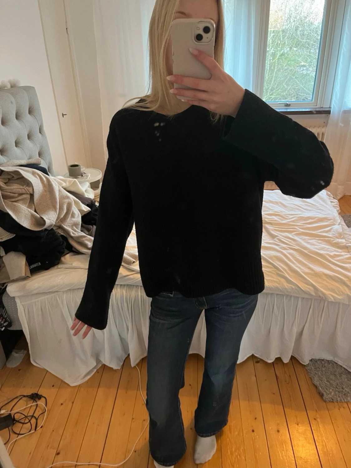 Svart stickad tröja - 3