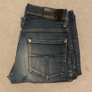 Tiger of Sweden jeans - Tiger of Sweden jeans | 28/32 | Modell Iggy | Passform Slim fit | Oanvända 10/10 | Hör av dig vid frågor!