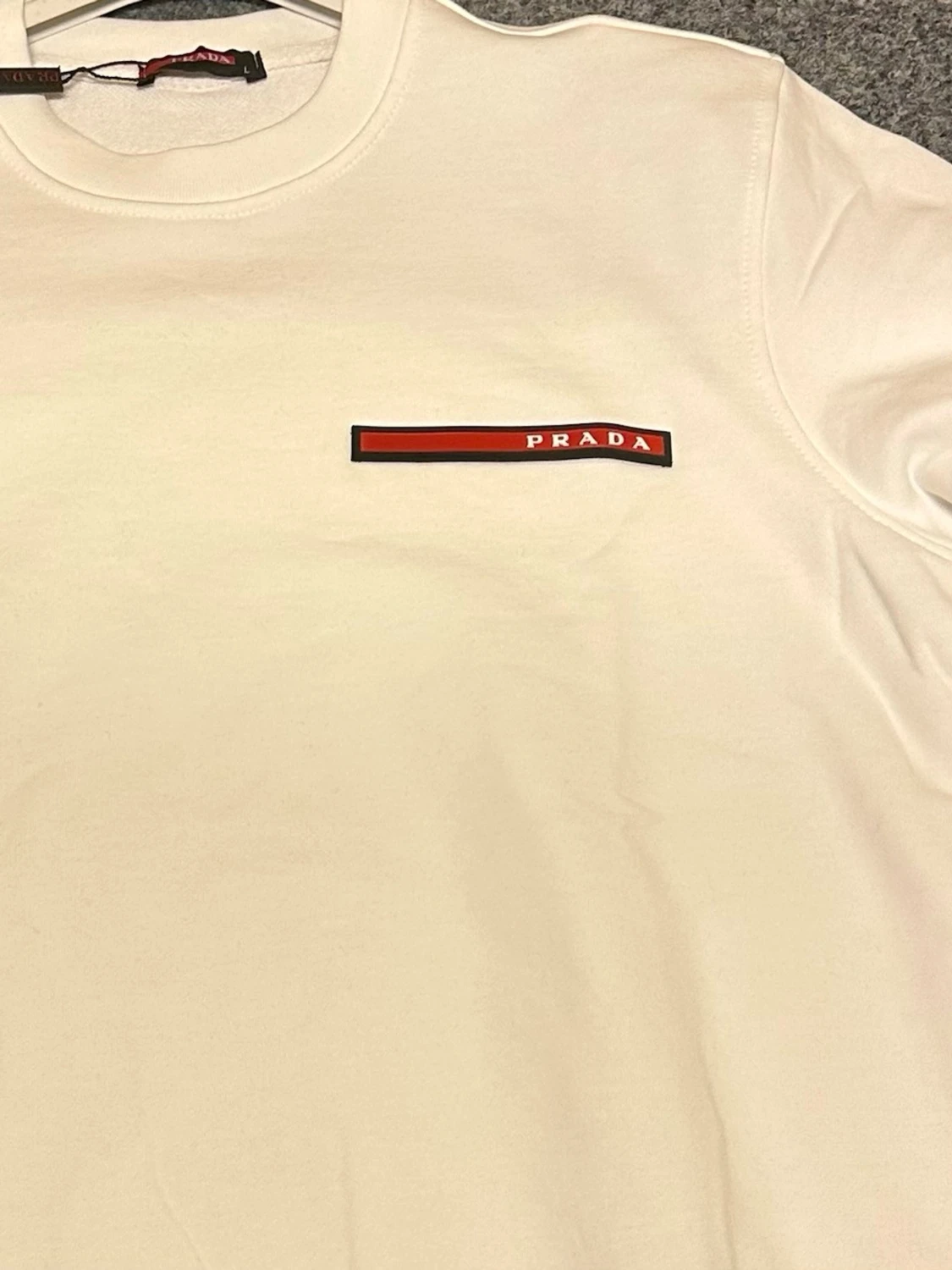 Vit sweatshirt från Prada - 1